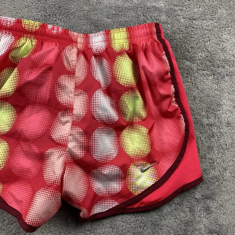 Nike Dri Fit Shorts Womens Size XS Red Circle‎ Dots Athletic